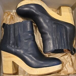 Madewell Chelsea Boots